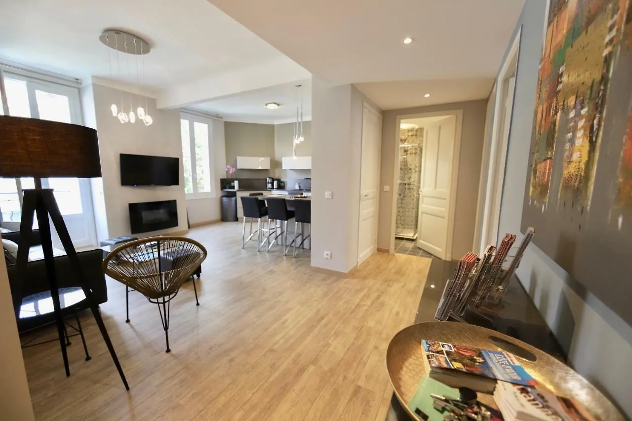 70M2 Apartment - La Roseraie Cannes Francia